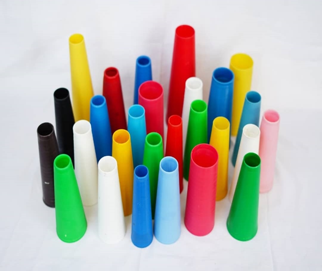 Conical bobbin